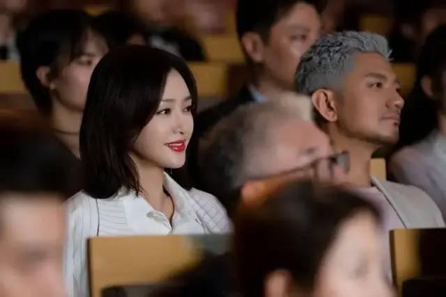 吃瓜娛樂圈經紀人工作,揭秘吃瓜經紀人的一天 第2張 吃瓜娛樂圈經紀人工作,揭秘吃瓜經紀人的一天 第2張