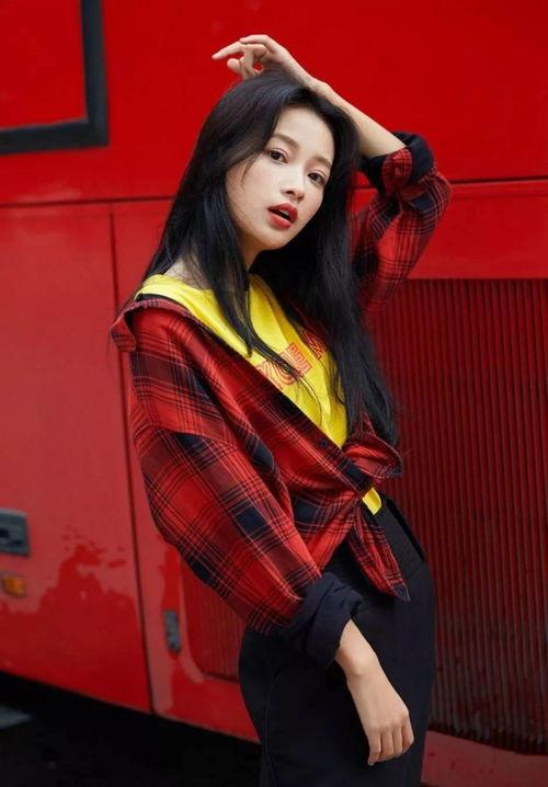 孫怡出道前爆料視頻,揭秘娛樂圈背后的真相  第3張