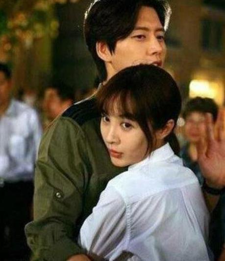 驚全娛樂圈偷聽我吃瓜小說,一場意外引發的全民狂歡  第3張