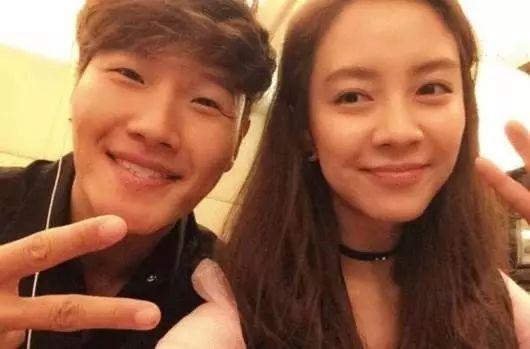 宋智孝母親爆料視頻播放,揭秘明星家庭背后的故事  第2張