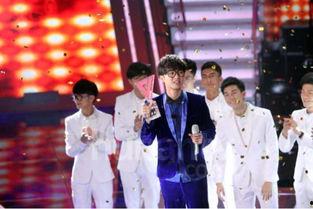 華晨宇四面臺爆料視頻,華晨宇四面臺演唱會精彩瞬間大揭秘 第3張 華晨宇四面臺爆料視頻,華晨宇四面臺演唱會精彩瞬間大揭秘 第3張