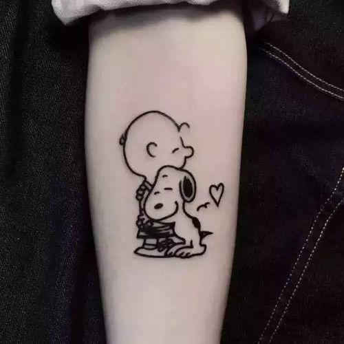 最新吃瓜網紅紋身圖,揭秘吃瓜網紅的個性紋身圖鑒 第2張 最新吃瓜網紅紋身圖,揭秘吃瓜網紅的個性紋身圖鑒 第2張