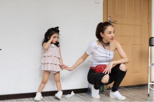 醫生爆料鄭希怡視頻大全,揭秘背后驚人內幕  第1張