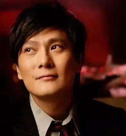 娛樂圈爆料王子,王子戀情曝光,神秘女友身份引熱議 第2張 娛樂圈爆料王子,王子戀情曝光,神秘女友身份引熱議 第2張