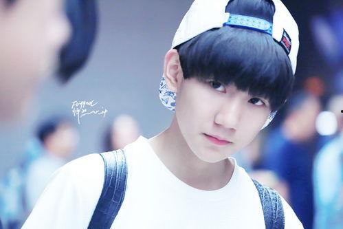 王源吃瓜娛樂完整版,全程精彩瞬間回顧 第2張 王源吃瓜娛樂完整版,全程精彩瞬間回顧 第2張