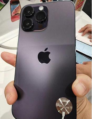 蘋果15最新爆料,顛覆性設(shè)計(jì)與強(qiáng)大性能前瞻